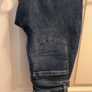 American Eagle Mom Jean Dark Blue Denim Jeans Size 4Short